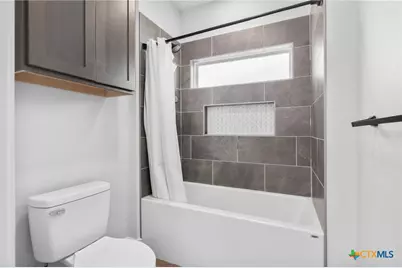 103 Beacon Lane, Victoria, TX 77904 - Photo 18