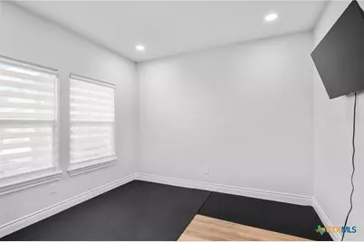 103 Beacon Lane, Victoria, TX 77904 - Photo 20