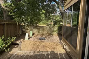 5503 Country Club Dr, Victoria, TX 77904 - Photo 12