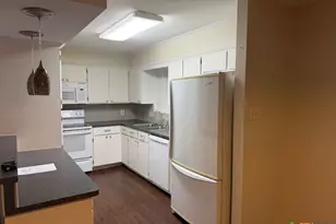 5503 Country Club Dr, Victoria, TX 77904 - Photo 4