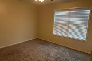 5503 Country Club Dr, Victoria, TX 77904 - Photo 10