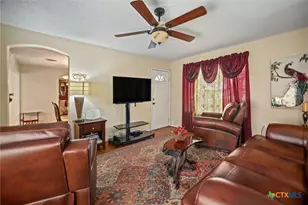 218 Burnet St, Port Lavaca, TX 77979 - Photo 10