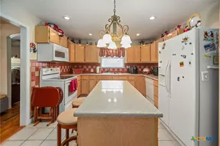 218 Burnet St, Port Lavaca, TX 77979 - Photo 8