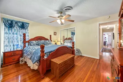 218 Burnet Street, Port Lavaca, TX 77979 - Photo 18