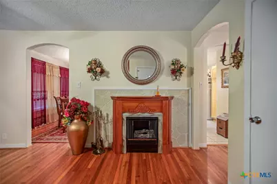 218 Burnet Street, Port Lavaca, TX 77979 - Photo 4