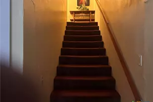 402 E Ireland, Seguin, TX 78155 - Photo 6