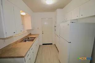 512 Creek St, Copperas Cove, TX 76522 - Photo 4