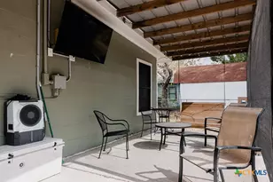 801 Fern Ln, Victoria, TX 77904 - Photo 30