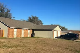 2210 Shoemaker Dr, Killeen, TX 76543 - Photo 2