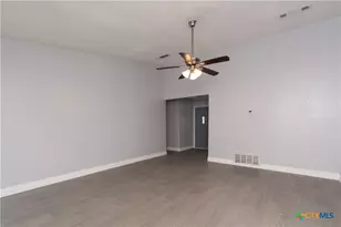 1801 Farhills Dr, Killeen, TX 76549 - Photo 4