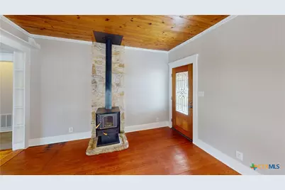 859 Refugio Highway, Victoria, TX 77905 - Photo 8