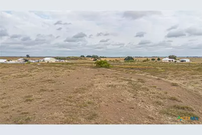 9325 Fm 1339, Martindale, TX 78655 - Photo 44