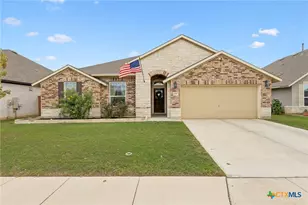 390 Nightshade Trl, New Braunfels, TX 78132 - Photo 2