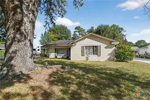 2850 Lakeview Cir, Beaumont, TX 77703 - Photo 28