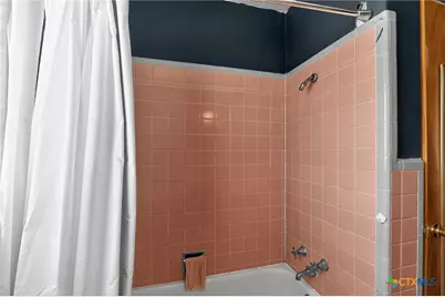 2850 Lakeview Circle, Beaumont, TX 77703 - Photo 20