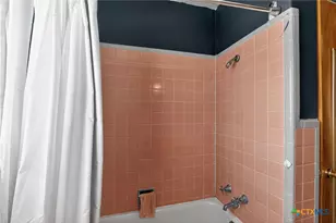 2850 Lakeview Cir, Beaumont, TX 77703 - Photo 20