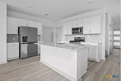 333 Fairfax Avenue, San Marcos, TX 78666 - Photo 4