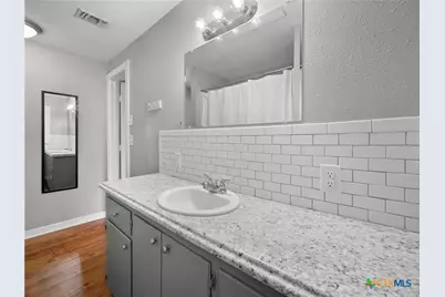 107 Mulberry Street, Hallettsville, TX 77964 - Photo 16