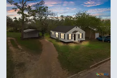 107 Mulberry Street, Hallettsville, TX 77964 - Photo 2