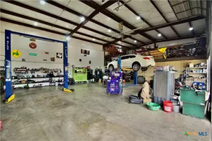 27 Stehle Rd, Victoria, TX 77905 - Photo 10