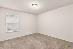 5705 Amelia Earhart Blvd, Killeen, TX 76543 - Photo 16