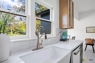 1119 N 1st Street, Temple, TX 76501 - Photo 24