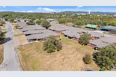 2100 Cedar Valley Drive, Kingsland, TX 78639 - Photo 8