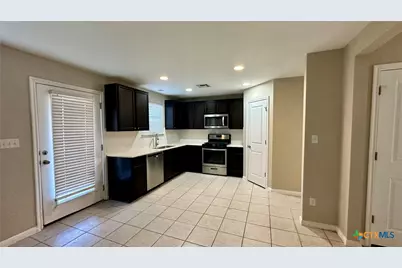 130 Frasier Drive, San Marcos, TX 78666 - Photo 6