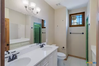 1654 Gruene Vineyard Crossing, New Braunfels, TX 78130 - Photo 6