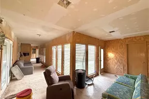 615 Locke St, Woodsboro, TX 78393 - Photo 22