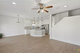 223 Sapphire, New Braunfels, TX 78130 - Photo 12