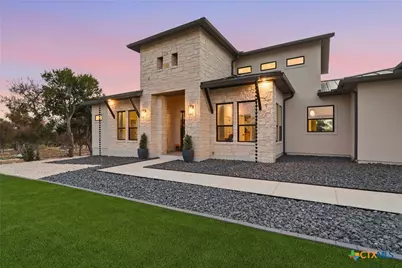 5721 Dry Comal Drive, New Braunfels, TX 78132 - Photo 2