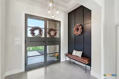 5721 Dry Comal Drive, New Braunfels, TX 78132 - Photo 6