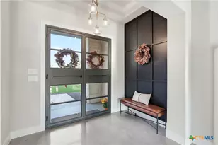 5721 Dry Comal Dr, New Braunfels, TX 78132 - Photo 6