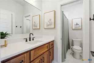 5721 Dry Comal Dr, New Braunfels, TX 78132 - Photo 28