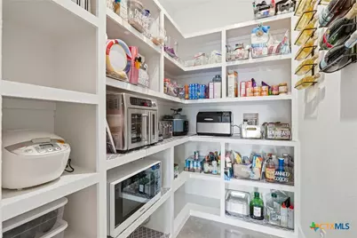 5721 Dry Comal Drive, New Braunfels, TX 78132 - Photo 18