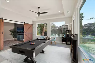 5721 Dry Comal Dr, New Braunfels, TX 78132 - Photo 34