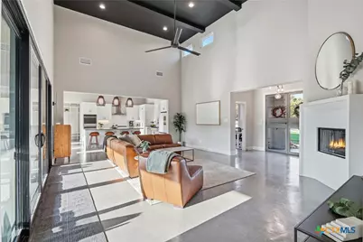 5721 Dry Comal Drive, New Braunfels, TX 78132 - Photo 10