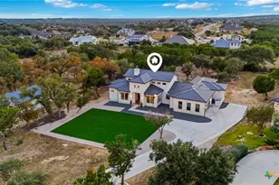 5721 Dry Comal Dr, New Braunfels, TX 78132 - Photo 42