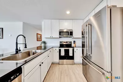 324 Alta Vista Terrace, Seguin, TX 78155 - Photo 12