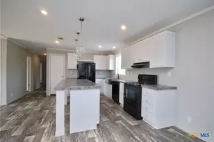 1727 Davis Rd, Flatonia, TX 78949 - Photo 8