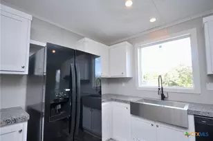 1727 Davis Rd, Flatonia, TX 78949 - Photo 12