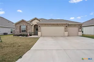 1913 Zabcikville Dr, Temple, TX 76502 - Photo 2