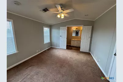 95 Hunters Circle, Victoria, TX 77905 - Photo 6