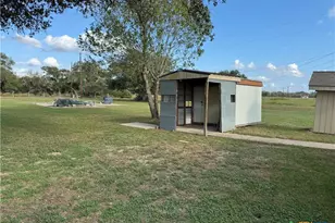 95 Hunters Cir, Victoria, TX 77905 - Photo 18