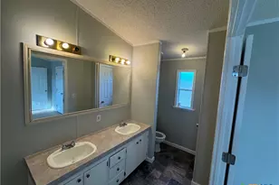 95 Hunters Cir, Victoria, TX 77905 - Photo 8