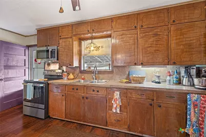 2228 University Drive, Belton, TX 76513 - Photo 16
