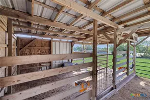 2228 University Dr, Belton, TX 76513 - Photo 28