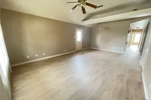 4704 John David Dr, Killeen, TX 76549 - Photo 2