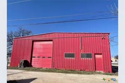 1008 S Walnut Street, Lampasas, TX 76550 - Photo 4